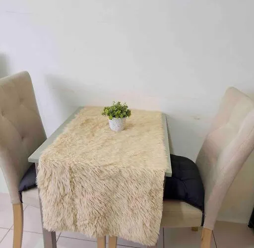 Apartment Modern Style With Unli Wifi And Netflix Manila
